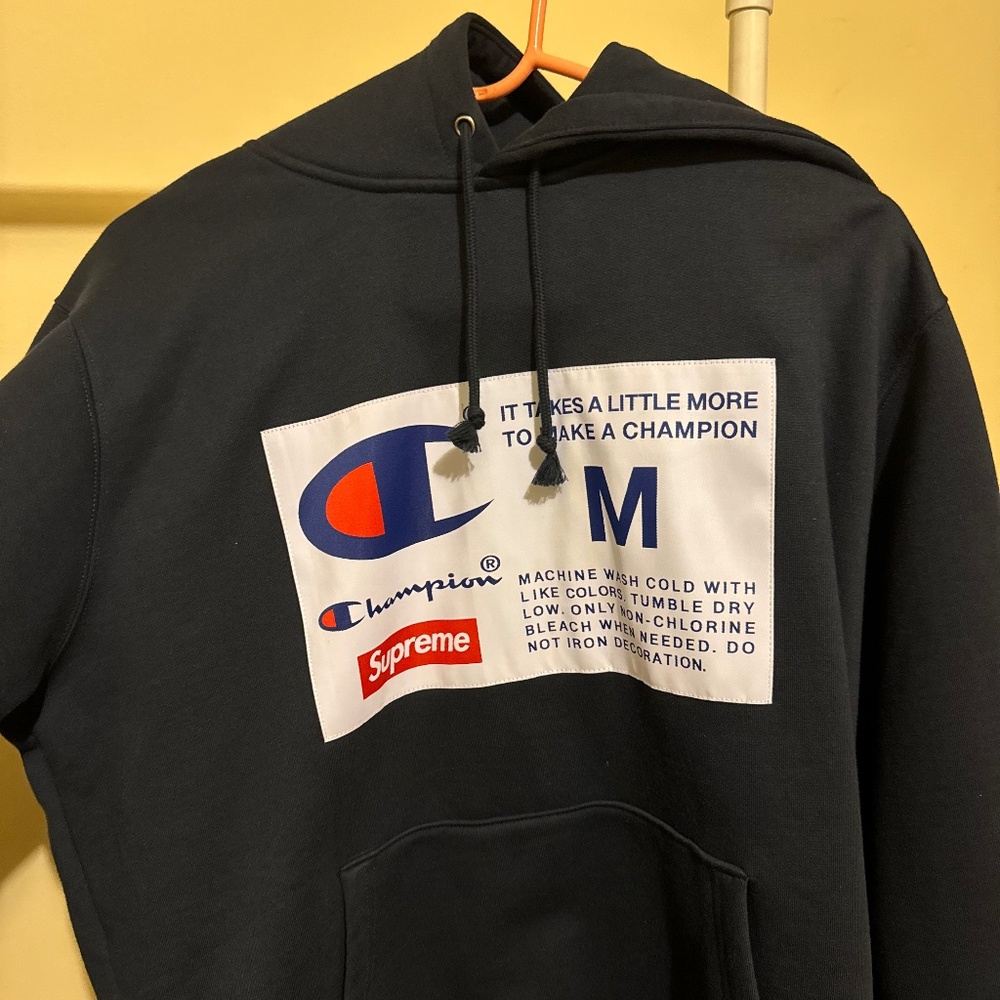 Sold: Supreme x Champion Black Hoodie
